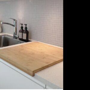 Large Lip Ditch Kitchen Food Cutting Board Tan Bamboo 21 x 18